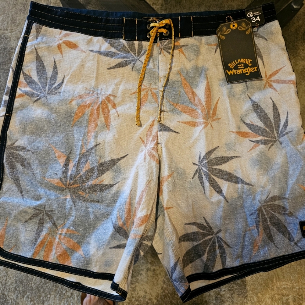 BILLABONG Wrangler Cannabis Trunks - NWT